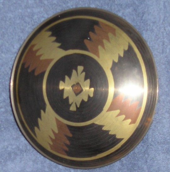 Black & Gold Metal Plate - Stylish - BRASS Finish! NEW!