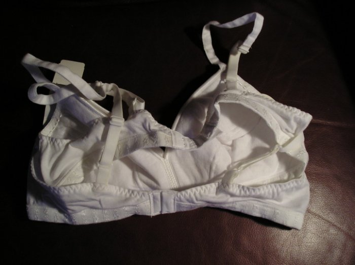 36A HANES Comfort Soft Bra Lot of 2 Bras WHITE with TAGS Wire FREE