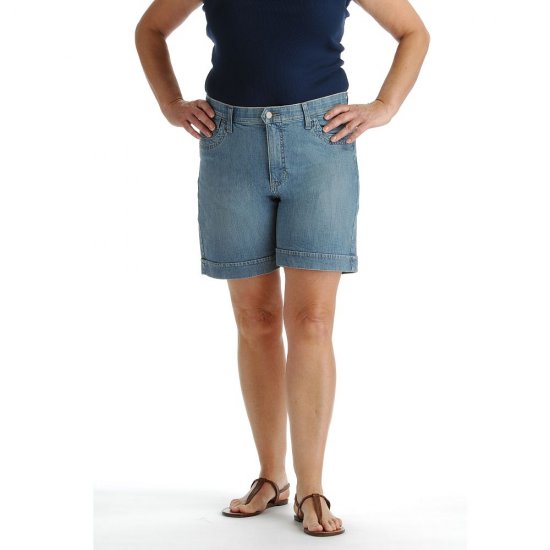 Womens Plus Size 18W Comfort Waist Denim or Jean Shorts by Lee NEW