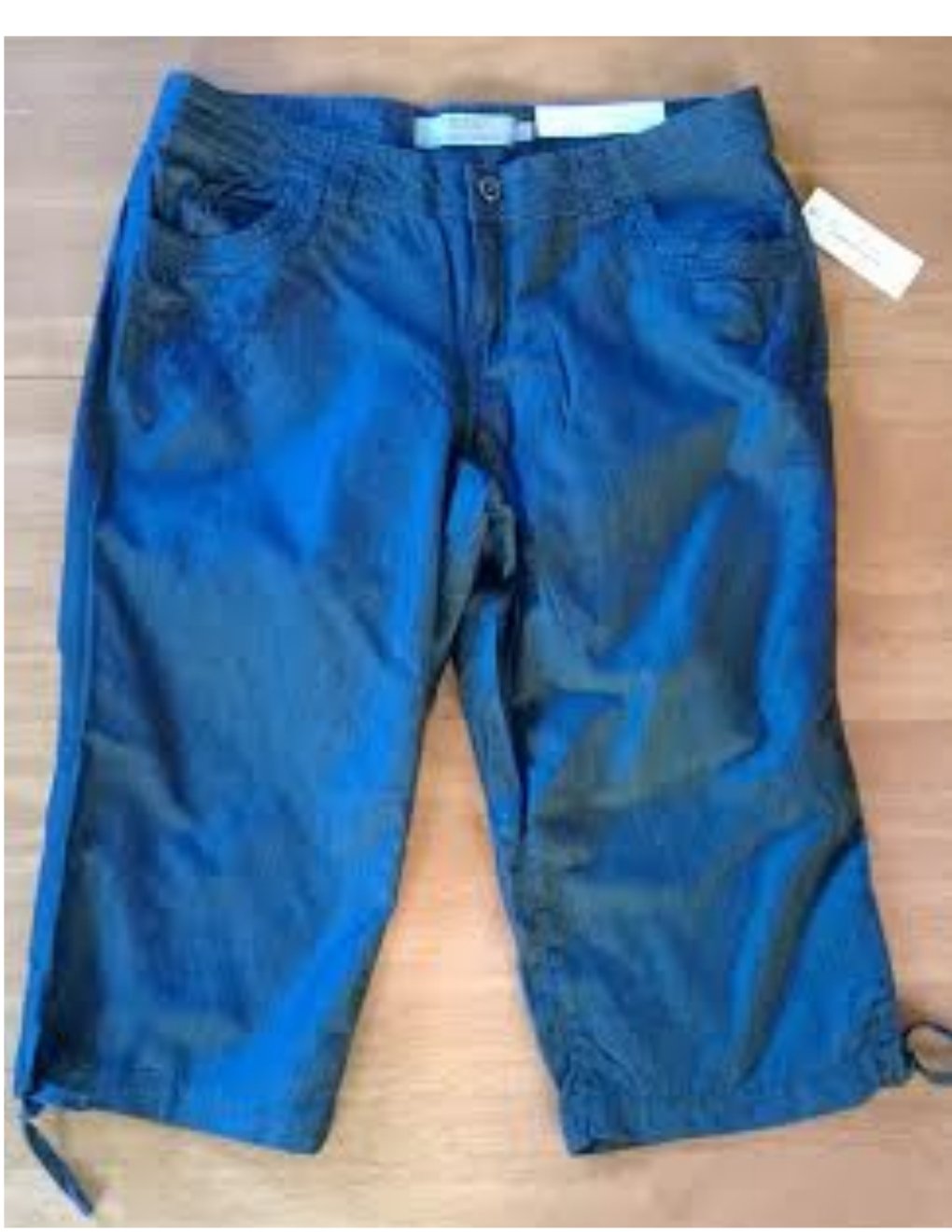 NEW Petite 10 10P Denim Blue Womens Embroidered Capris by Sonoma NEW $36.00