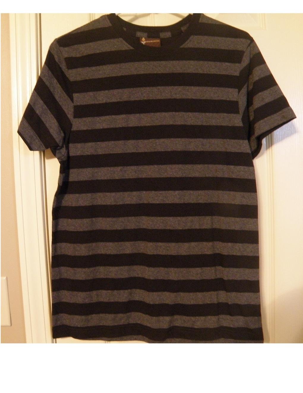 Aces & Eights Black Striped T-Shirt Tee White Sz Medium or M Young Mens NEW