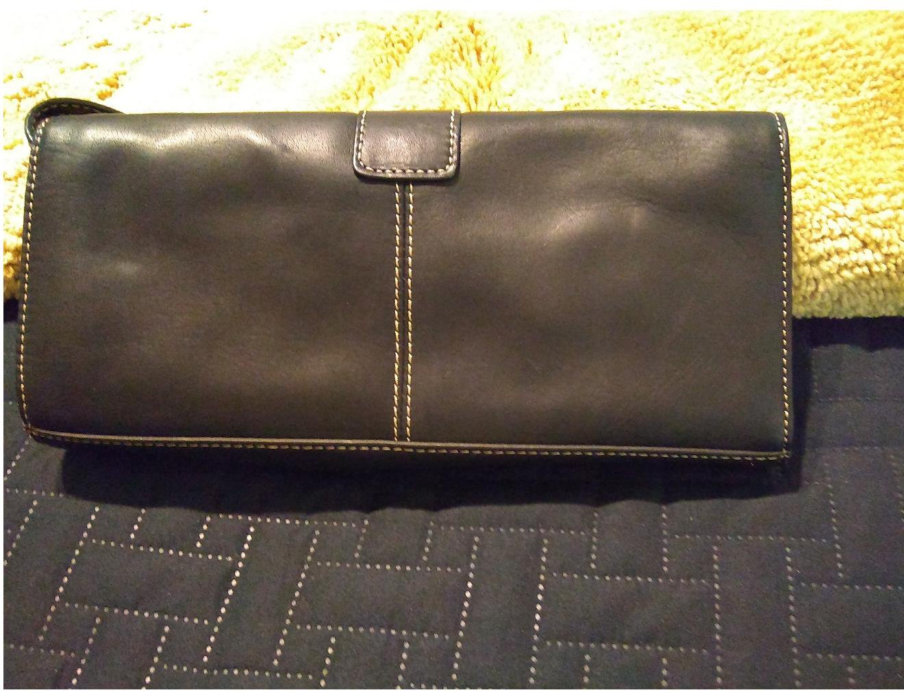 NEW Black Leather Silver Buckle Clutch Wallet Billfold by Apostrophe ...