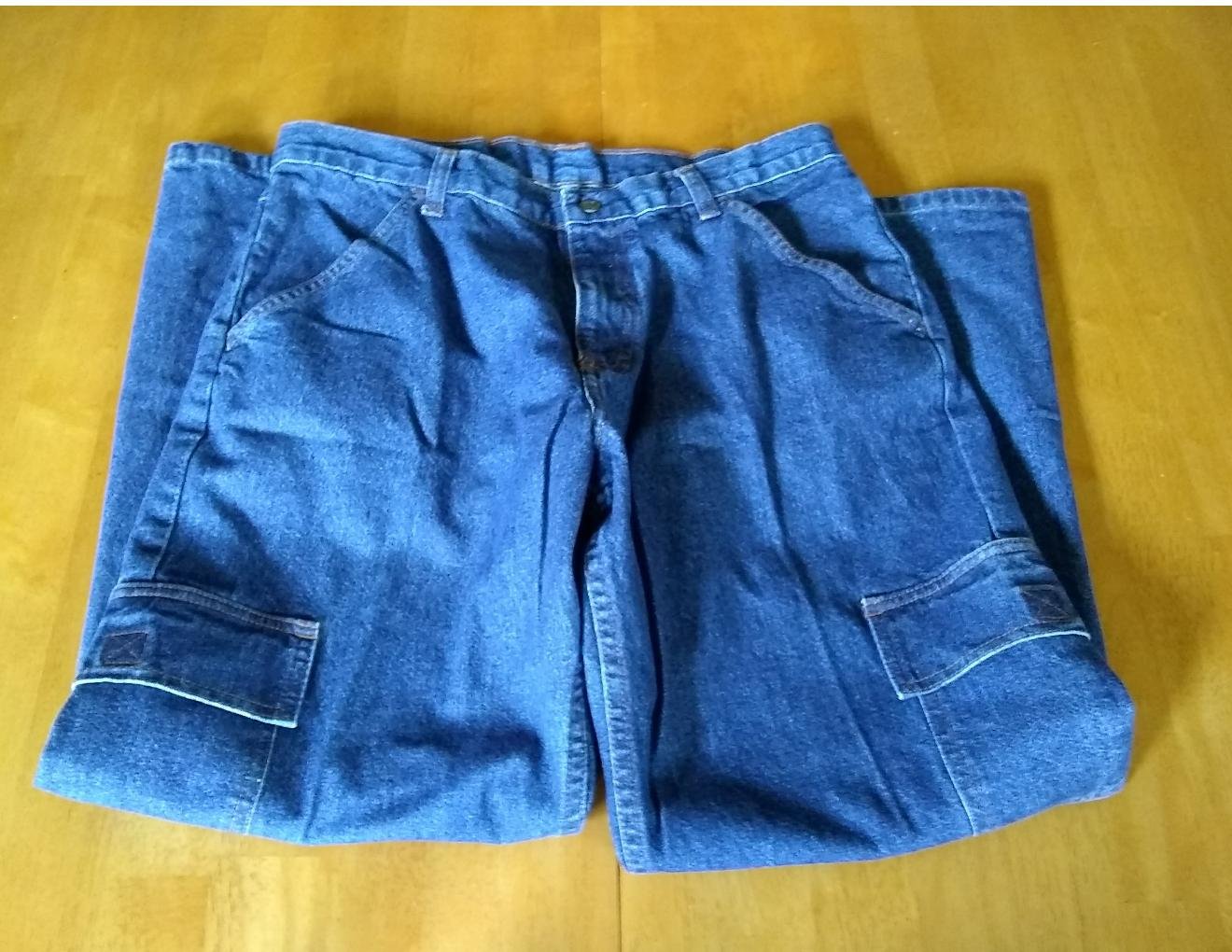 16 husky waist size