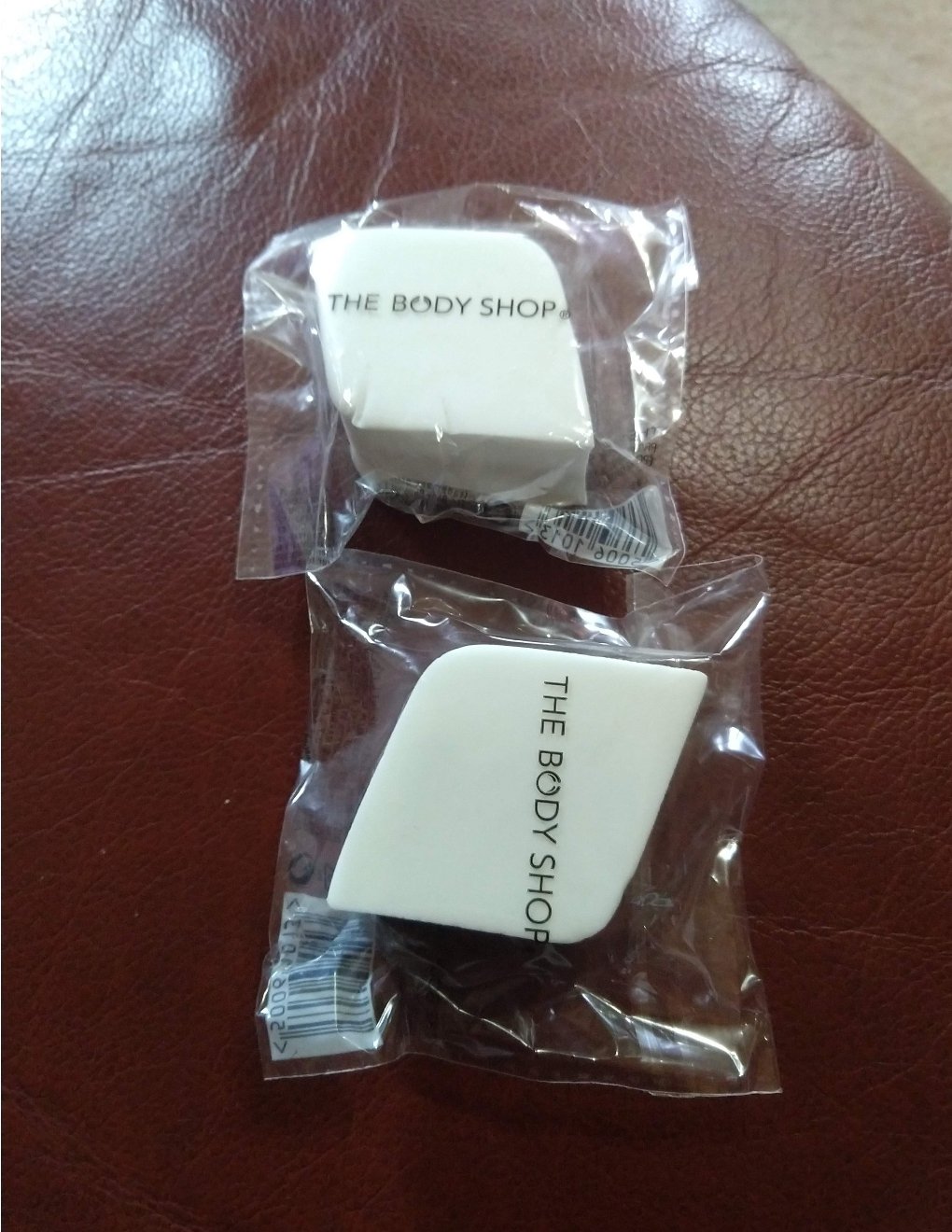 Lot of 2 Professional MakeUp Sponge Sponges The Body Shop NEW