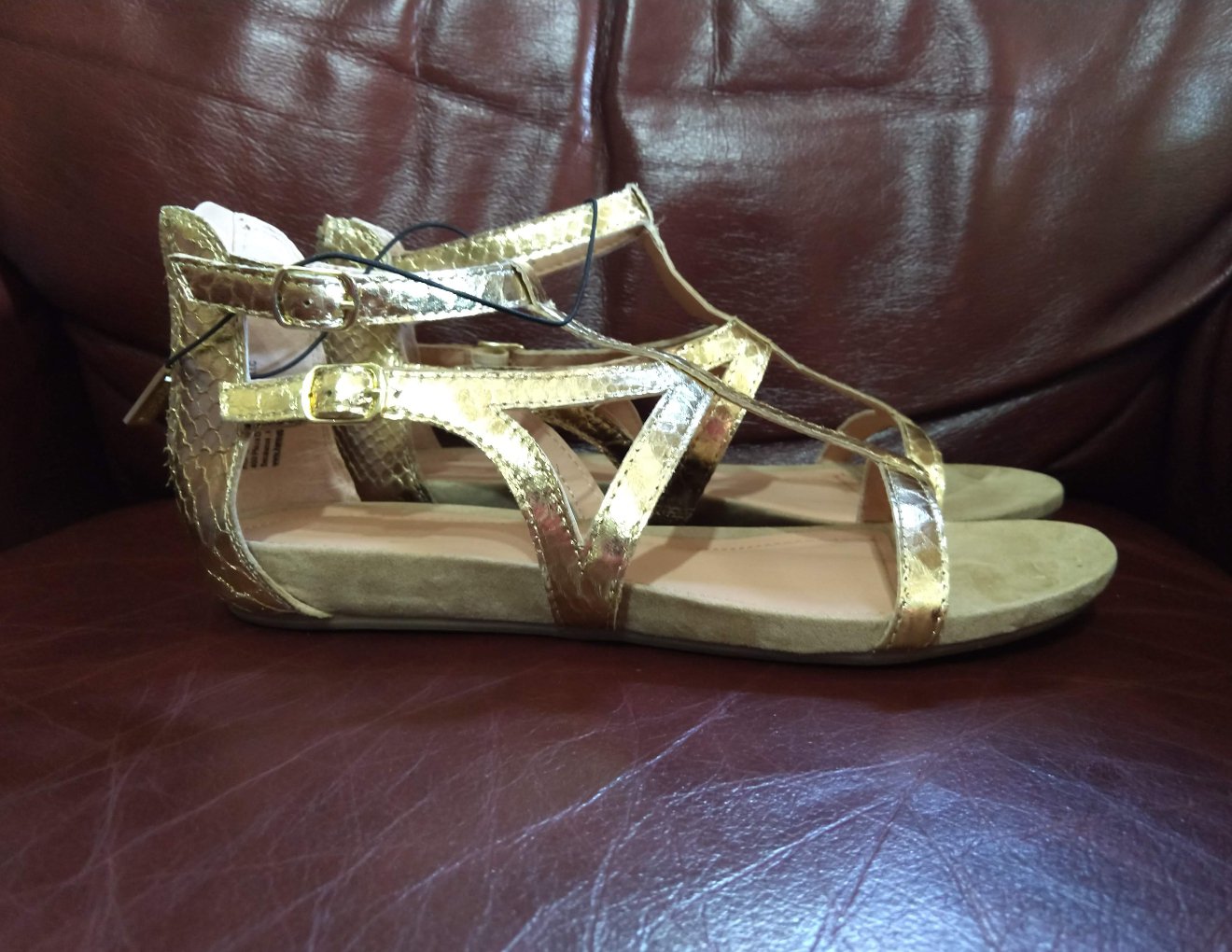 NEW Light Gold Kenneth Cole Reaction Gladiator Sandals Size 8 Style ...