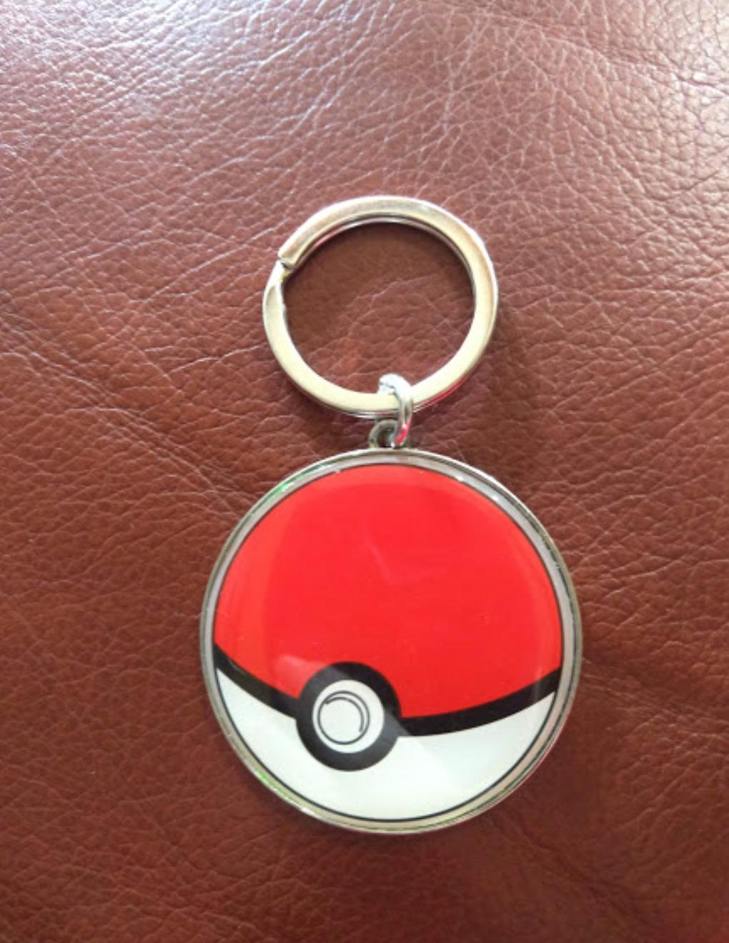 Nintendo 2016 Pokemon Pokeball Metal Key Chain