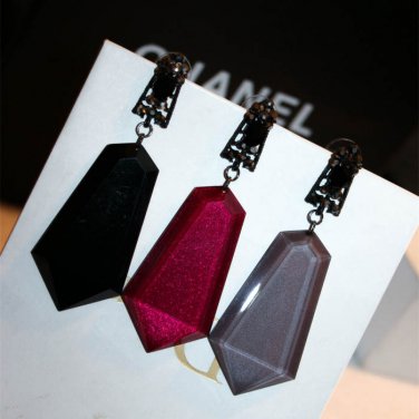 E001093 Earrings (Black)