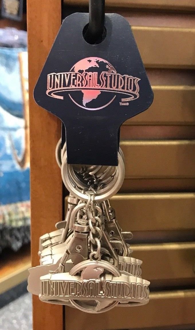 Universal Studios Exclusive Globe Metal Keychain New