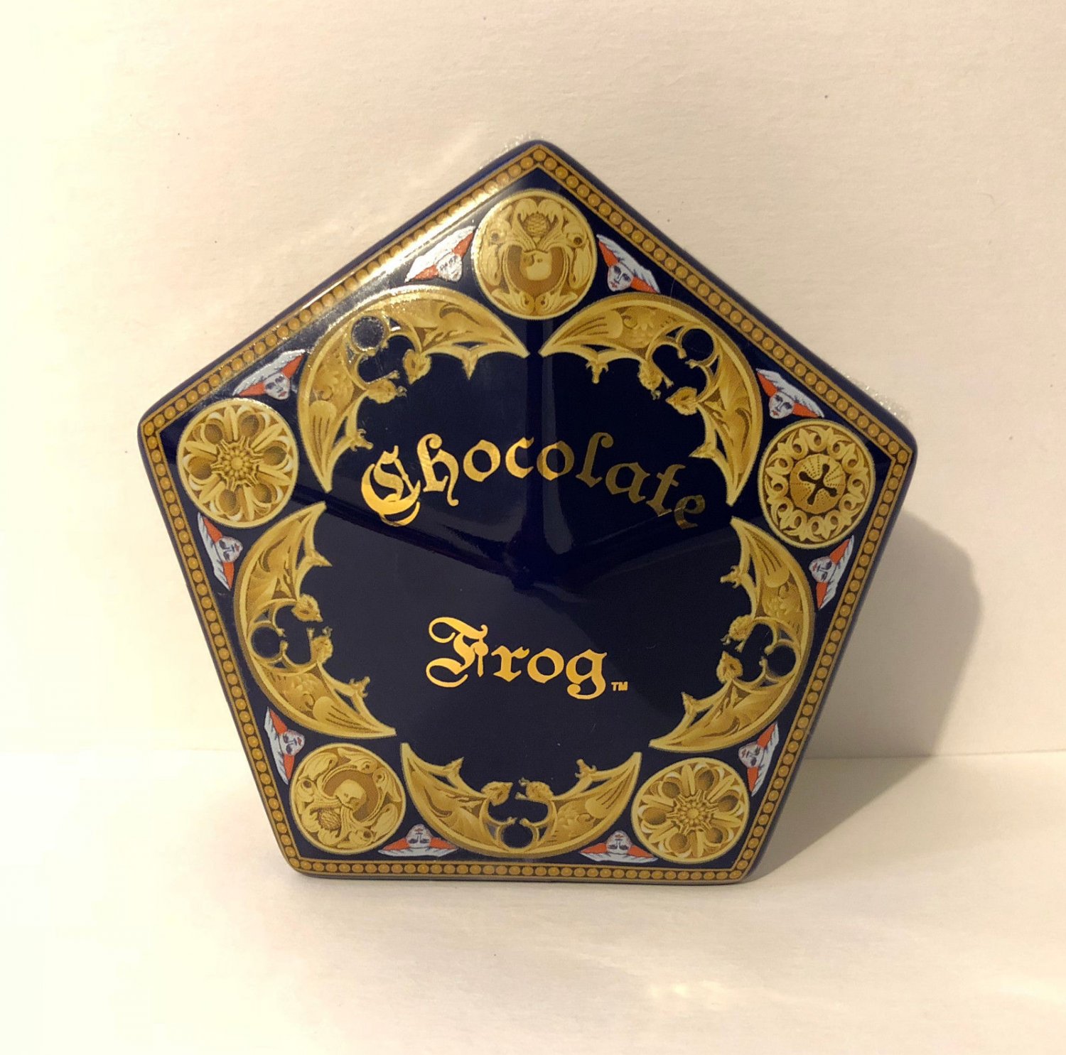 Universal Studios Harry Potter Chocolate Frog Ceramic Trinket Box Keepsake