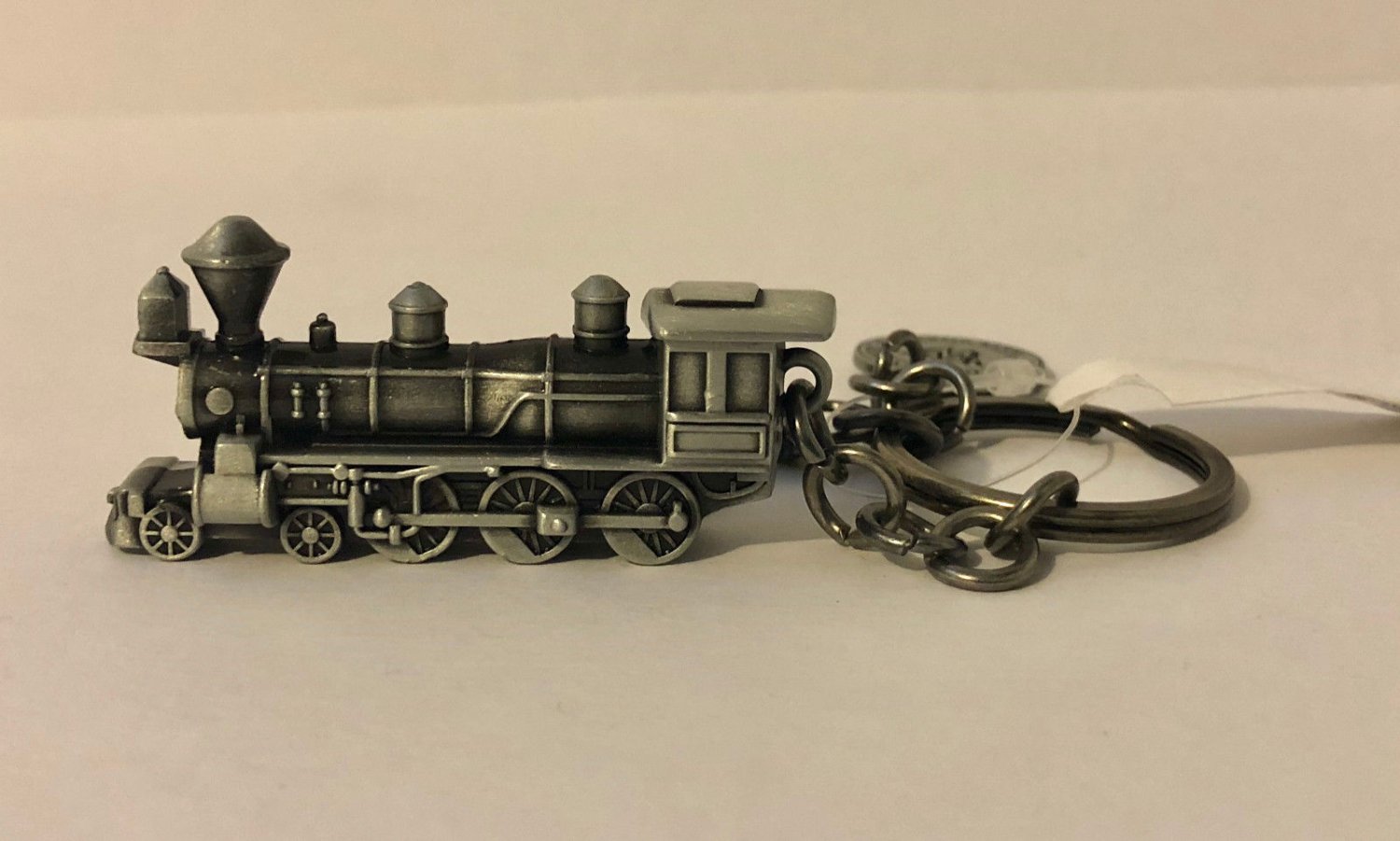 Walt Disney World Railroad Train Metal Keychain New