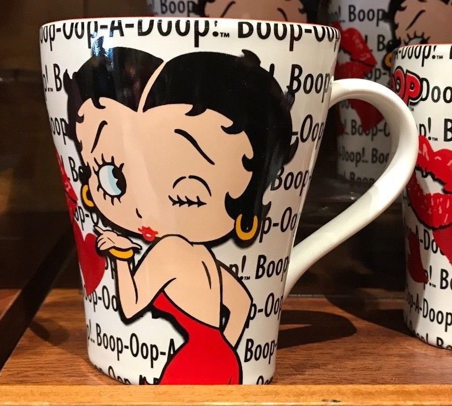 Universal Studios Exclusive Betty Boop Heart Shaped Ceramic Mug