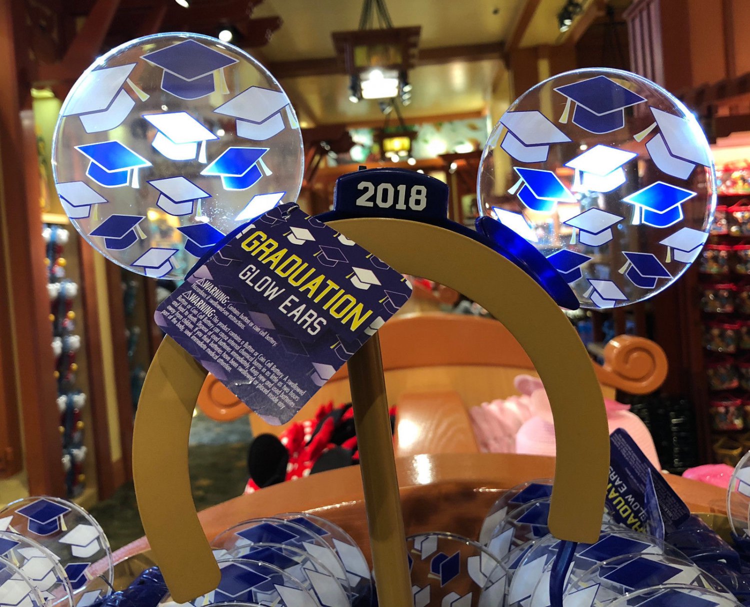 Disney Parks Mickey Mouse 2018 Graduation Light Up Ear Headband