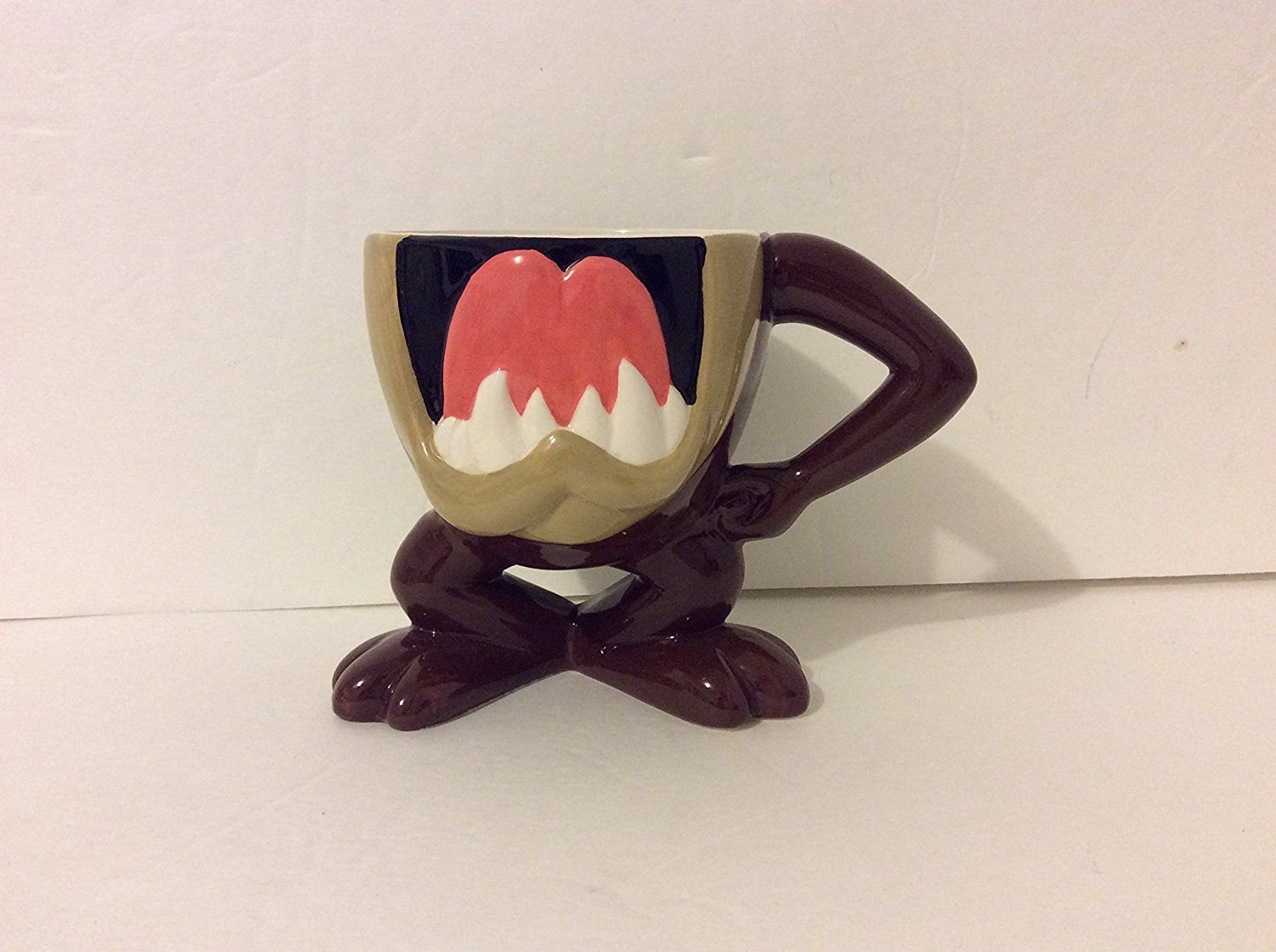 Six Flags Magic Mountain Looney Tunes Tasmanian Devil Ceramic Mug New