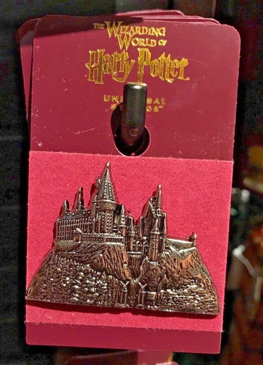 Universal Studios Wizarding World of Harry Potter Hogwarts Castle Metal Pin New