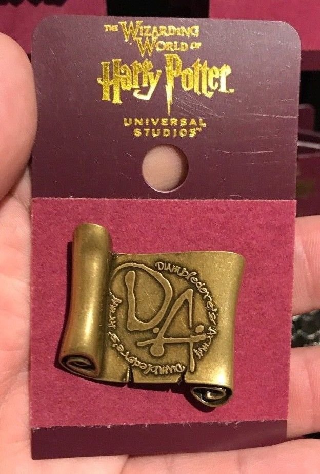Universal Studios Wizarding World of Harry Potter Dumbledore's Army Scroll Pin