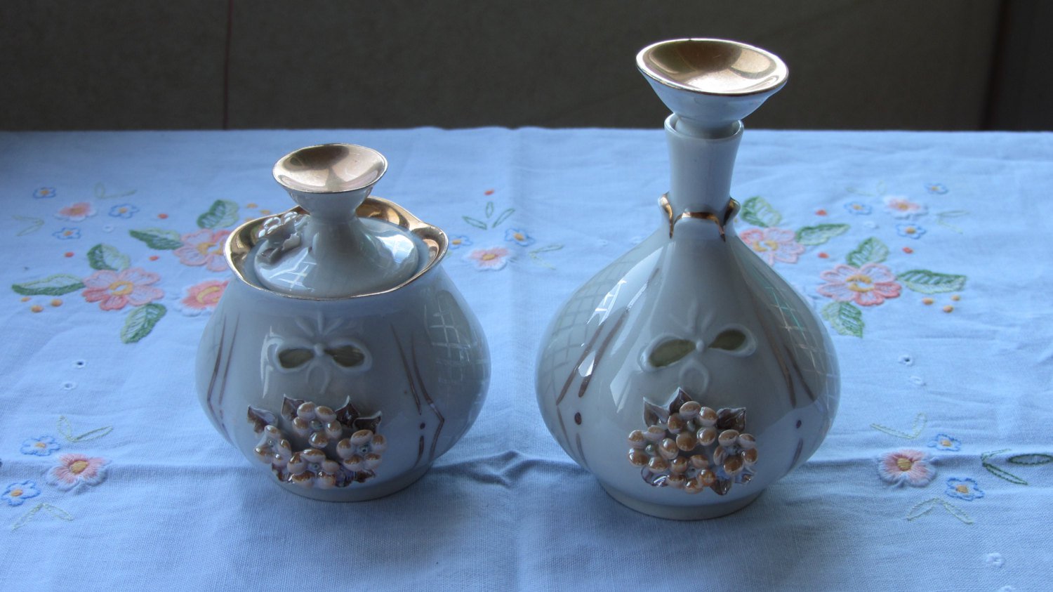 Ceramic parfume bottles, Ceramic gift idea, Perfume Jars, Small ceramic gift for her, Home decor per