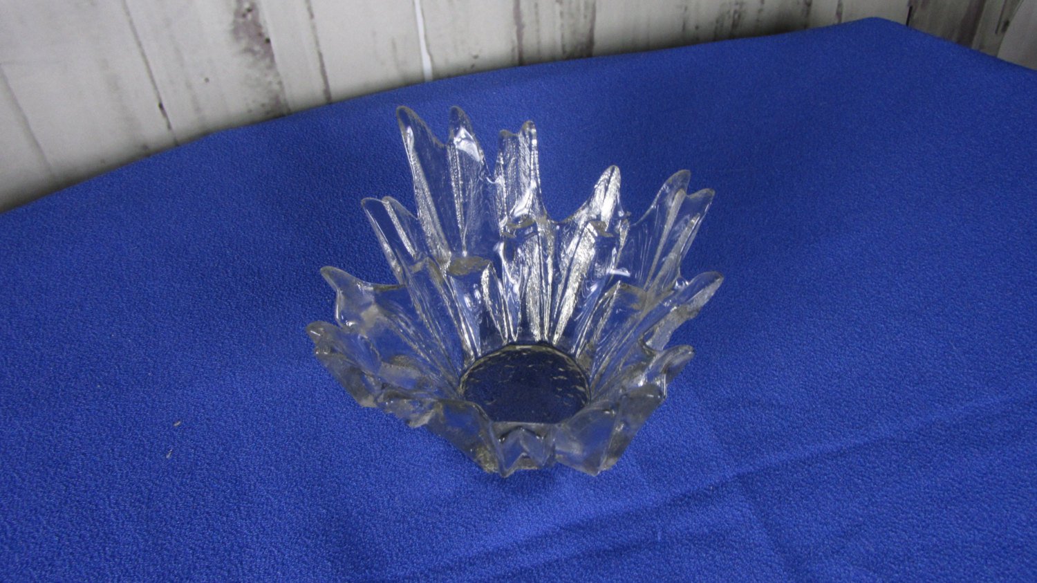 Vintage Small Key Bowl Falling Star Shaped, Glass cookie jar, Meteorite Key Plate, Salad plate on st