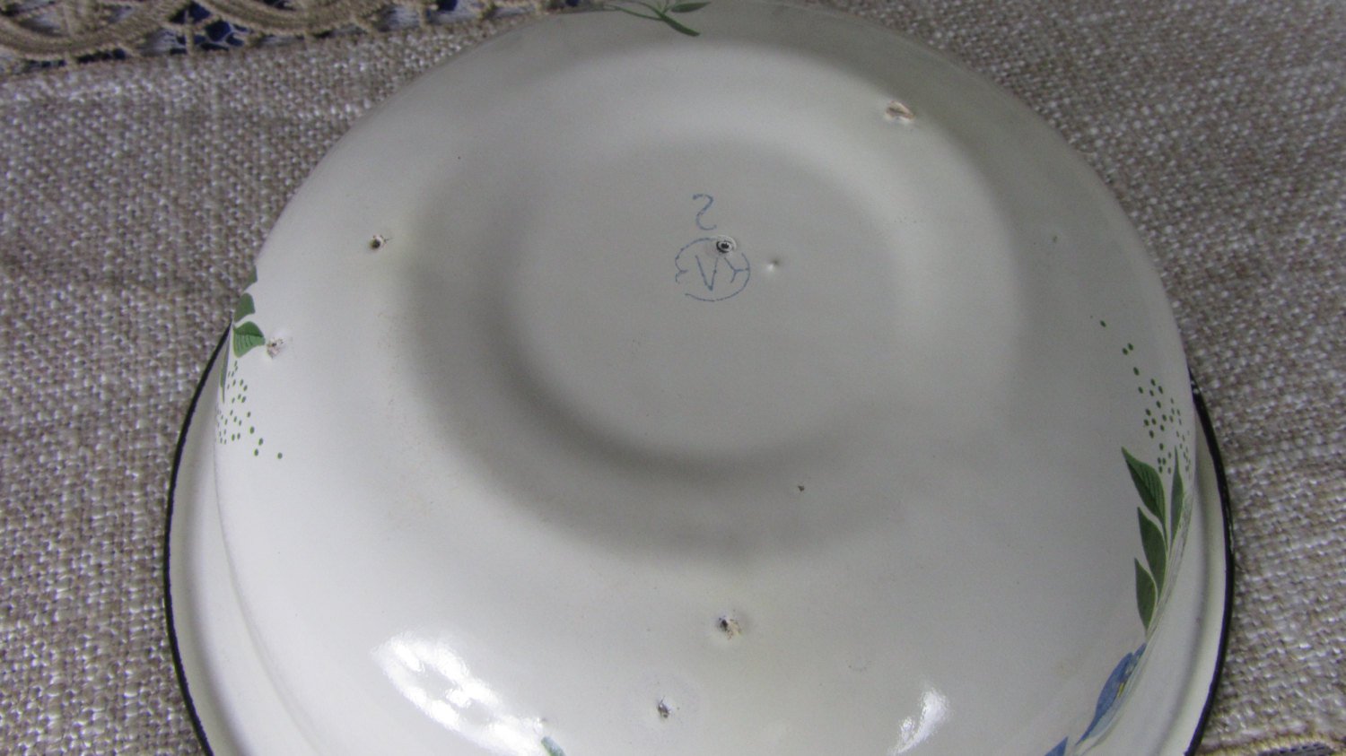 Black Rim White floral art enamel plate, Vintage camping plate, White