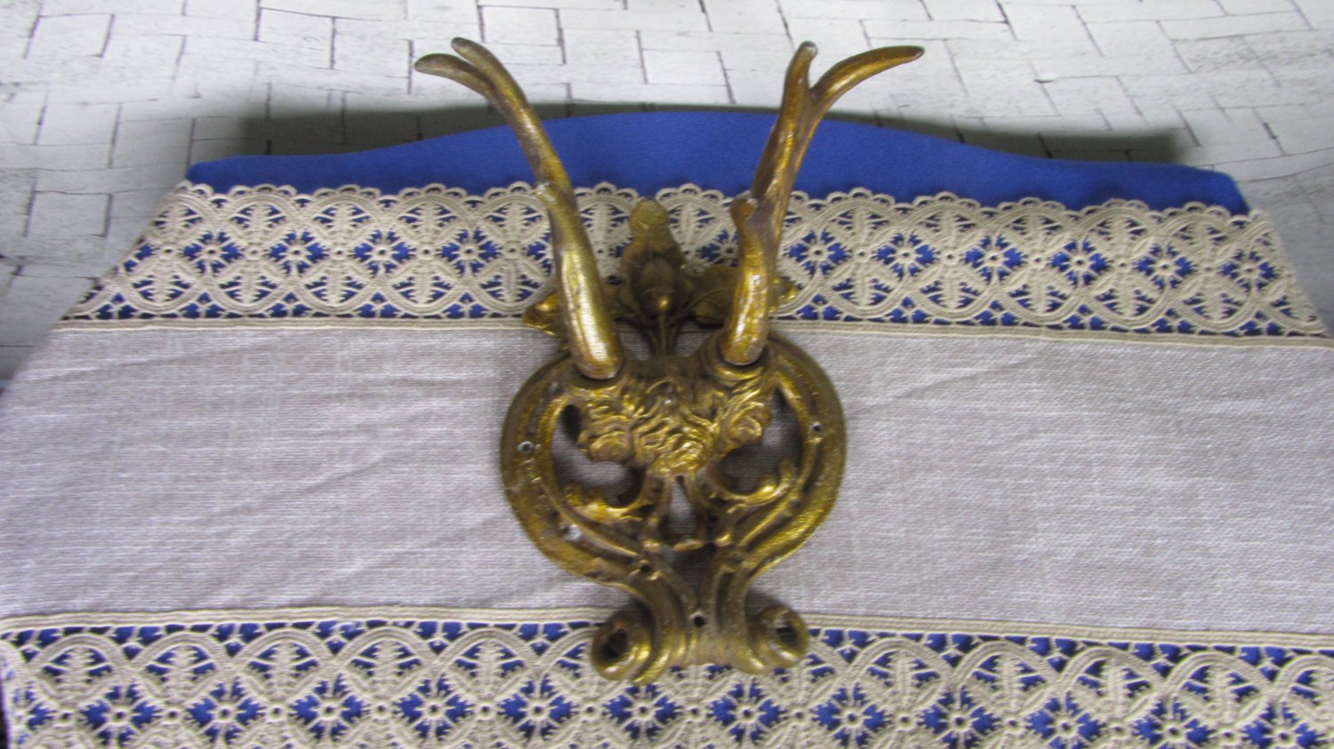 Goldem Colored Ram Horns Hinge With Two Hook Wall Decor Hallway Wardrobe, Huge Ram Horns Hook Decor 