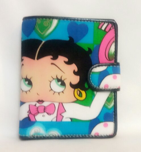 BLACK BETTY GREEN HEART BI-FOLD WALLET