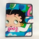 BLACK BETTY GREEN HEART BI-FOLD WALLET