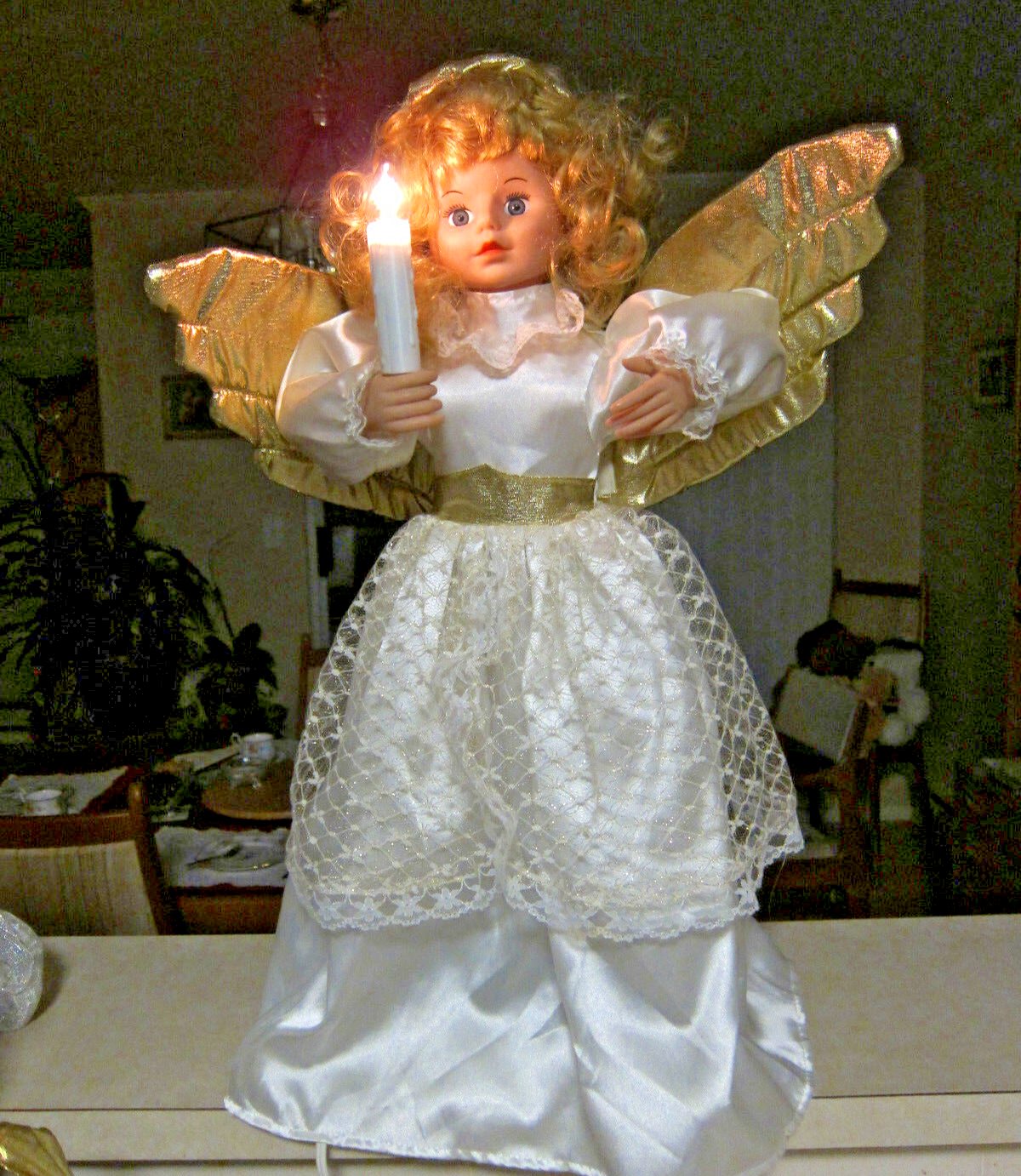 Christmas Angel, Gorgeous Lit Animated Doll 24"/60 cm, Golden Lace, Moving Hands