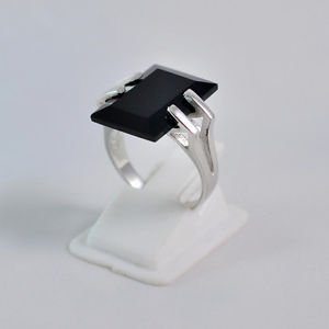 Pure 92.5 Sterling Silver Solid Designer Ring with Black Onyx Size: US 7