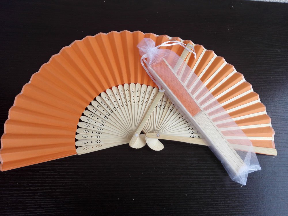 Free Shipping 20Pcs/Lot Plain Orange Paper Hand Fans for Wedding 21cm with Organza Gift Bag
