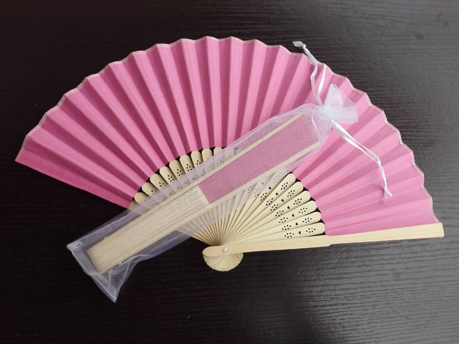 Free Shipping 20Pcs/Lot Plain Hotpink Paper Hand Fans for Wedding 21cm with Organza Gift Bag