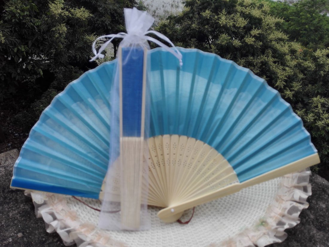 Free Shipping 20Pcs/Lot Plain Blue Silk Hand Fans for Wedding 21cm with Organza Gift Bag