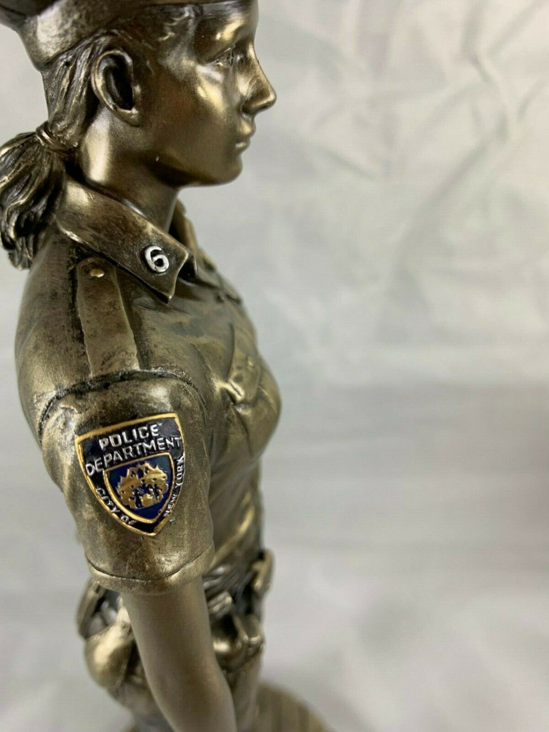 Policewoman To Protect and Serve Statue Sculpture Figurine NYPD