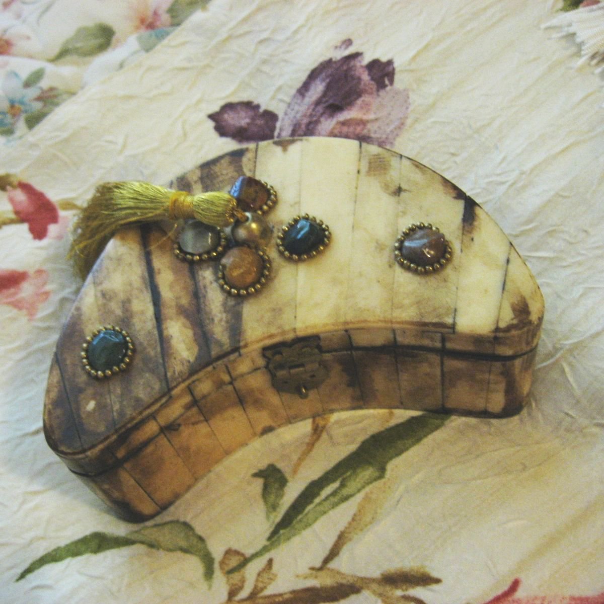 Handmade Crescent Shaped Camel Bone Trinket Box, 5.5 Inches