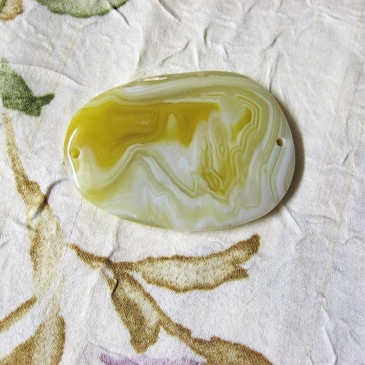 Agate Focal Bead Connector Pendant, Oval 62mm, Natural Cream golden Yellow