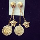 Goddess Head chain lettera dangle earrings