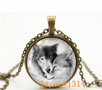 Vintage wolf Cabochon Bronze Glass Chain Pendant Necklace &XP-506