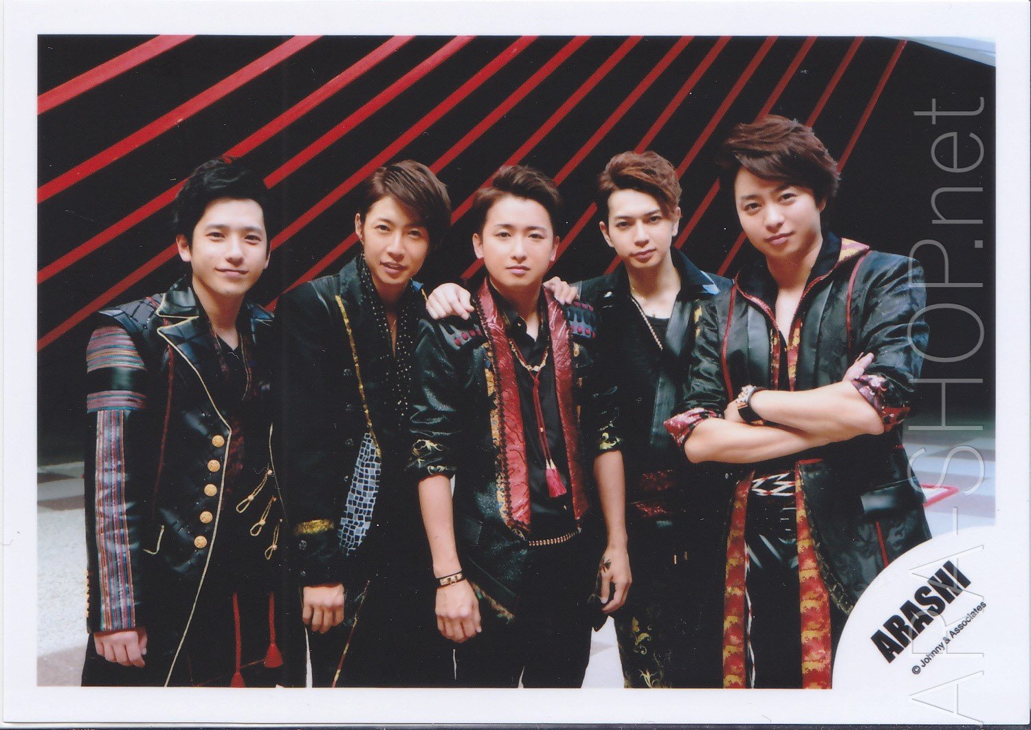 Arashi castles of sin. Arashi Japonism. Группа Араши дебют. Arashi Namigan. Unreal Arashi Singer.