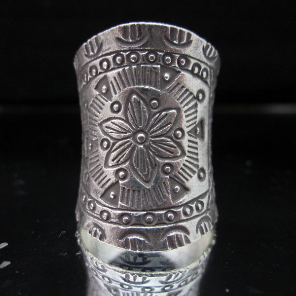 Fashion Silver Ring Thai Tribal Jasmine Flower Anello G&Atilde;&frac14;m&Atilde;&frac14;&Aring;� y&Atilde;&frac14;z&Atilde;&frac14;kler &Oslash;&reg;&Ugrave;�&Oslash;&sect;&Oslash;&ordf;&Ugrave;� R52