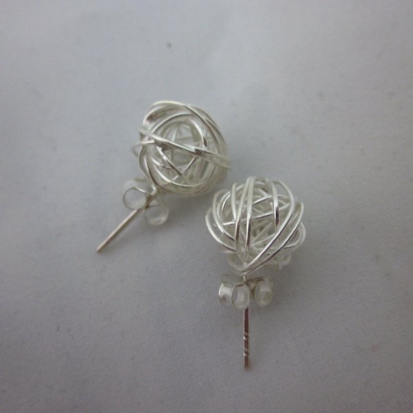 Fashion Silver STUD Earrings 2x Wire Ball SILBER Ohrstecker Welle Ohrringe ER126