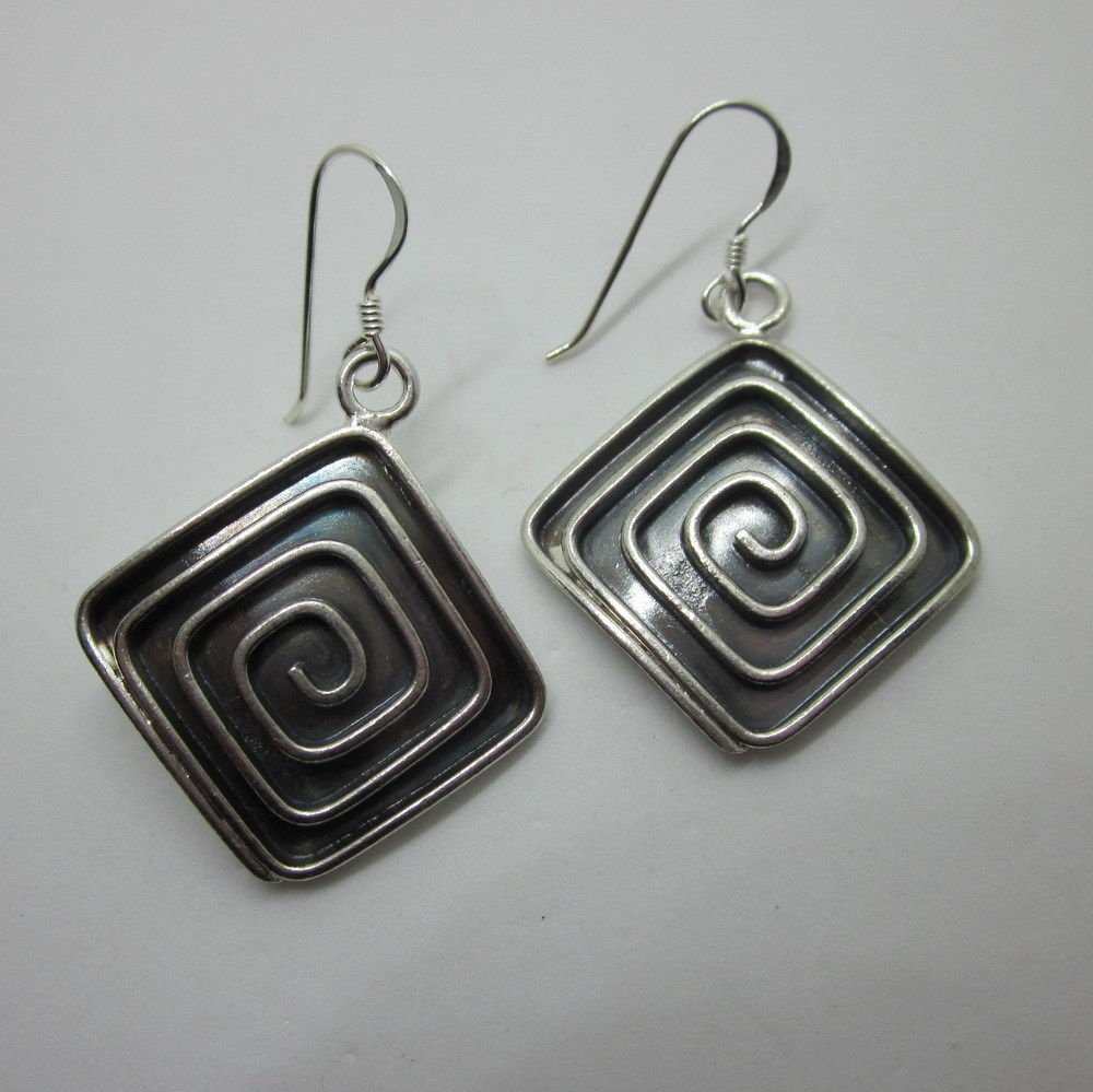 Thai Hill Tribe Earrings Pure Silver Ethnic Roll Spiral Square Regional Design