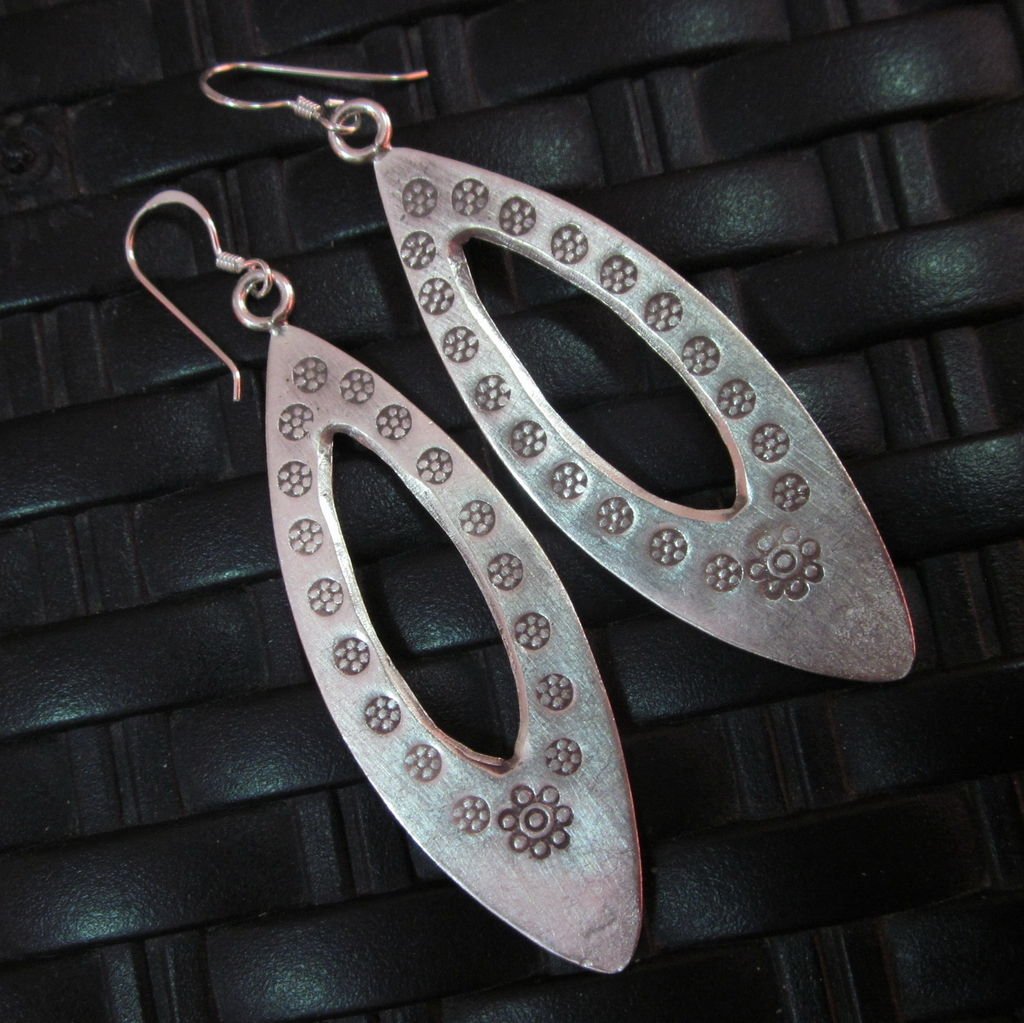 Fine Silver Earrings Hill Tribe Karen argento orecchini oorbellen Flat Long Oval