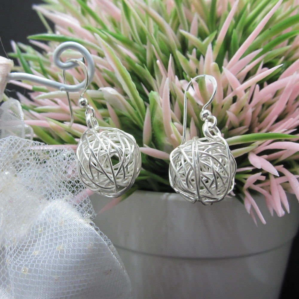Thai Hill Tribe Earrings Pure Silver Ethnic Weave Knit Dangle Balls R502
