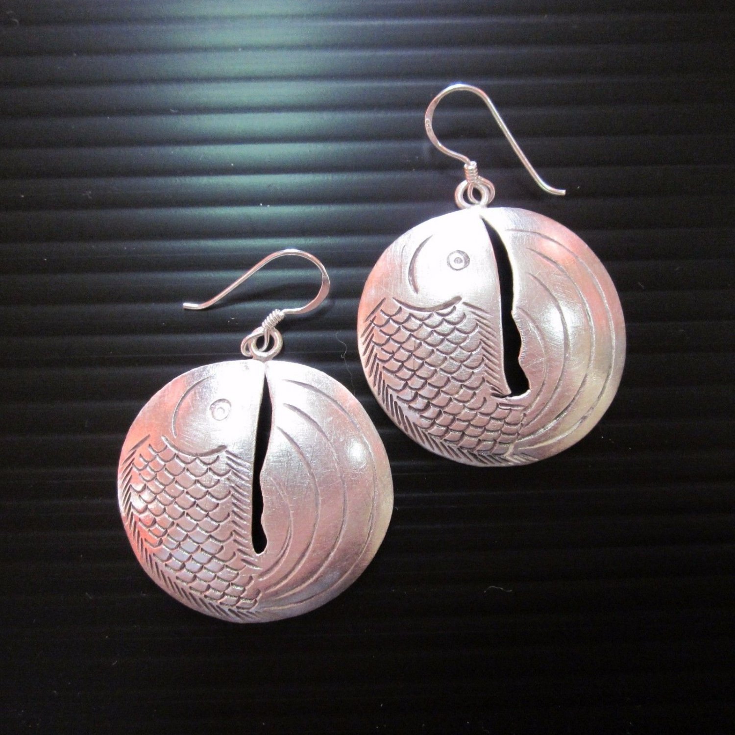 Fine Silver Earrings Karen Vintage Fashions Dangle Fish Round Roller CS111259402