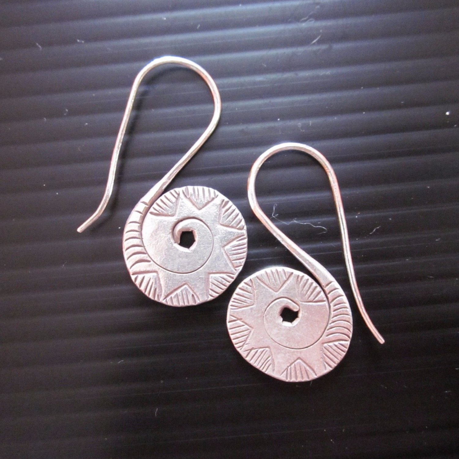 Fine Silver Earrings Karen Vintage Fashions Dangle Tribal Spiral Flat CS1312593