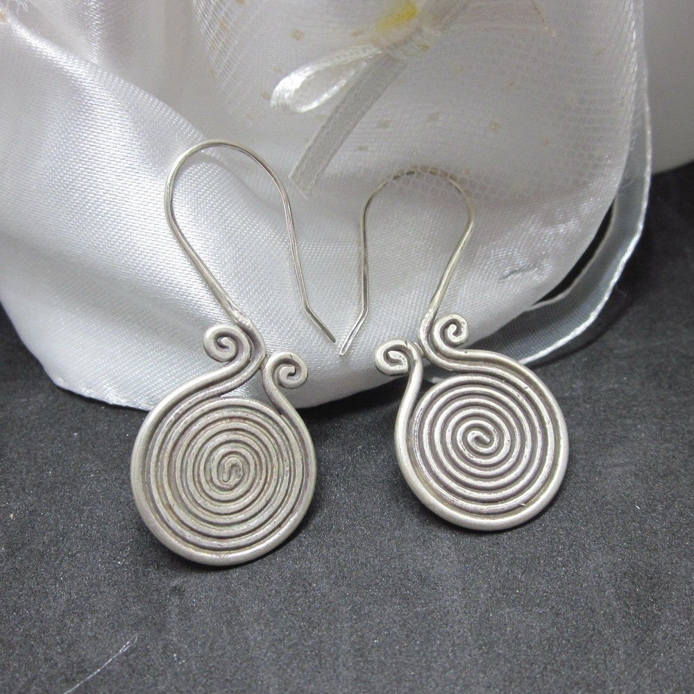 Thai Hill Tribe Earrings Pure Silver Ethnic Tribal Spiral Hooks Dangle R511