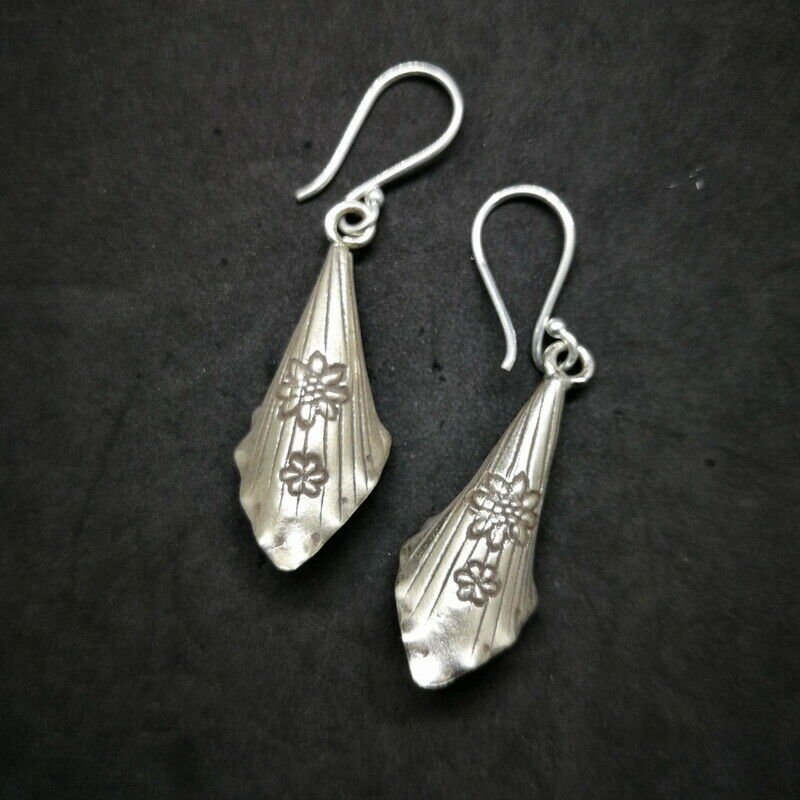Fine 925 Silver Earrings Vintage Tribal Arts Short Stick Snow Flake Mark 45 mm