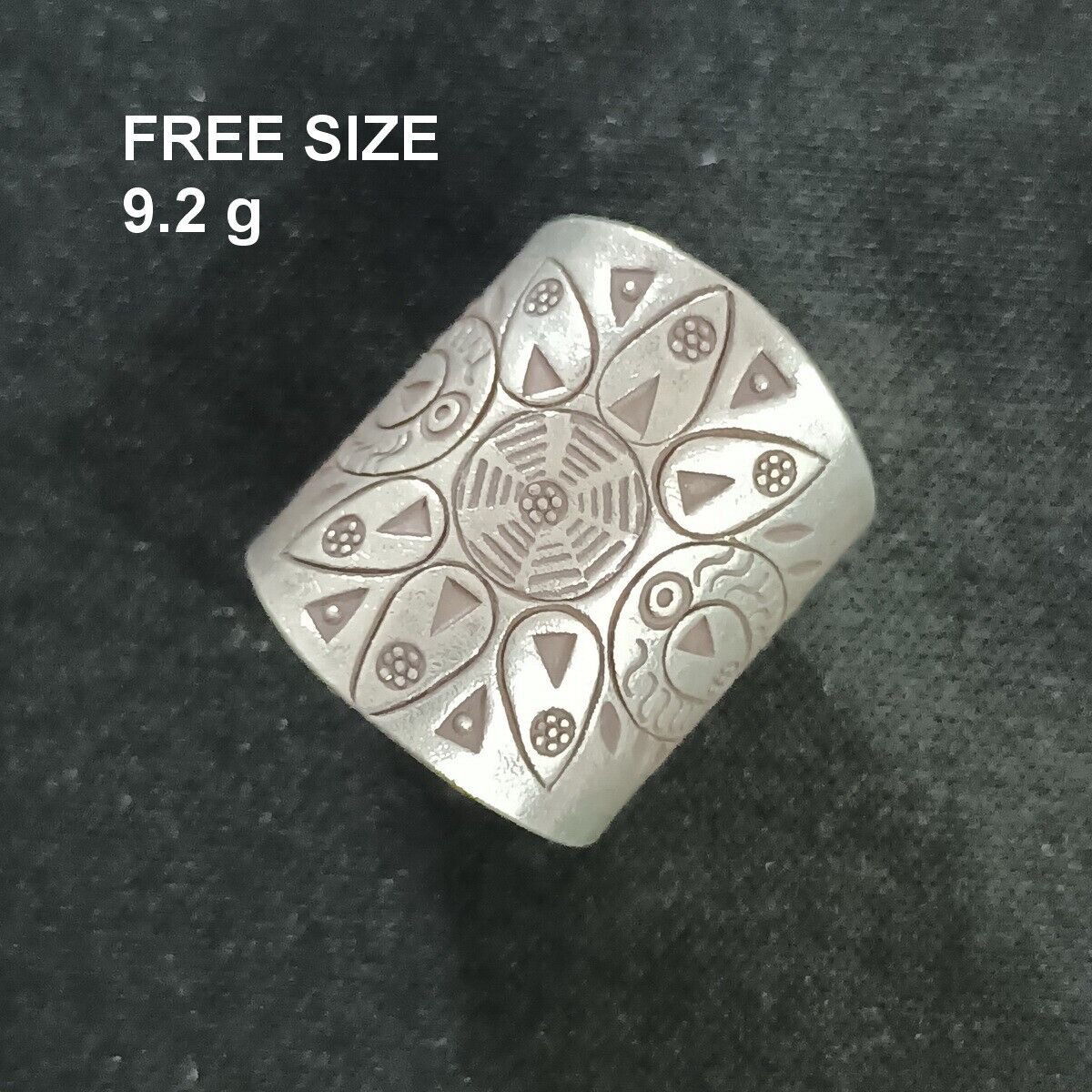 FINE SOLID SILVER RING FIXED SIZE VINTAGE 9g MAGIC SEAL CARVED BAND #RR082