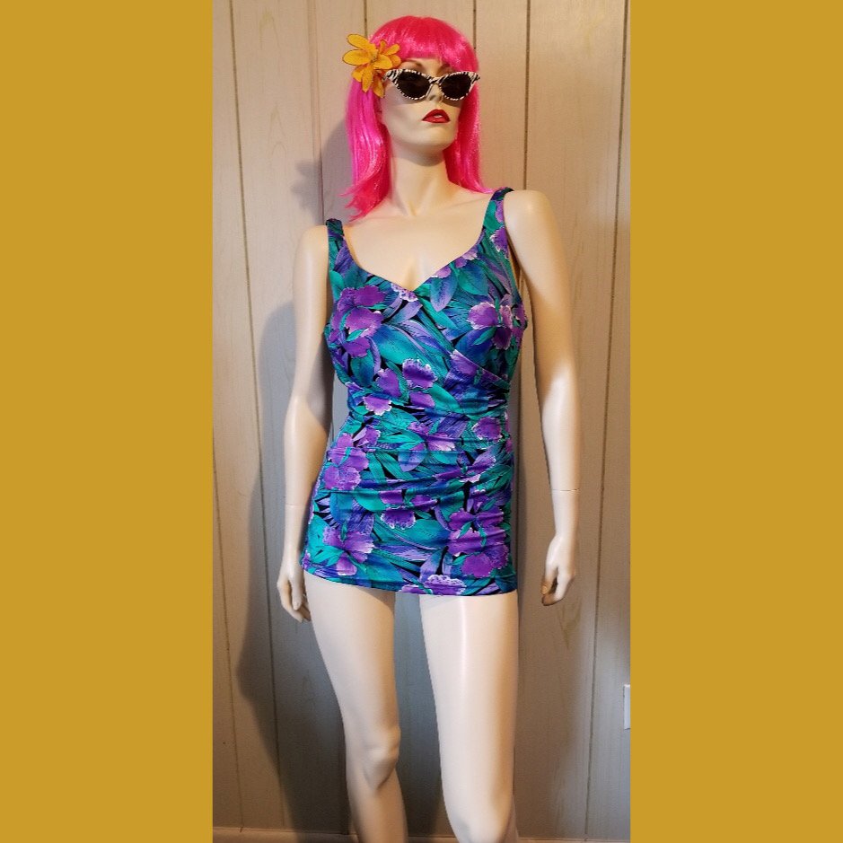 Vintage 70s Beach Bombshell Roxanne Pin Up One Piece Purple Floral Swimsuit Bathing Suit 1638d 9550