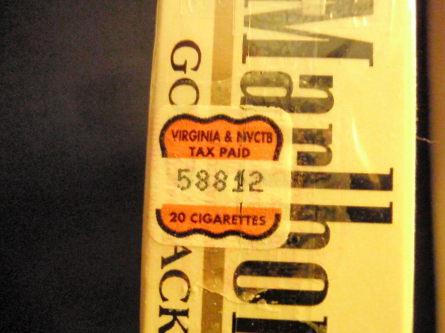 EMPTY Cigarette Collectible MARLBORO GOLD CHASING MIDNIGHT Virginia tax