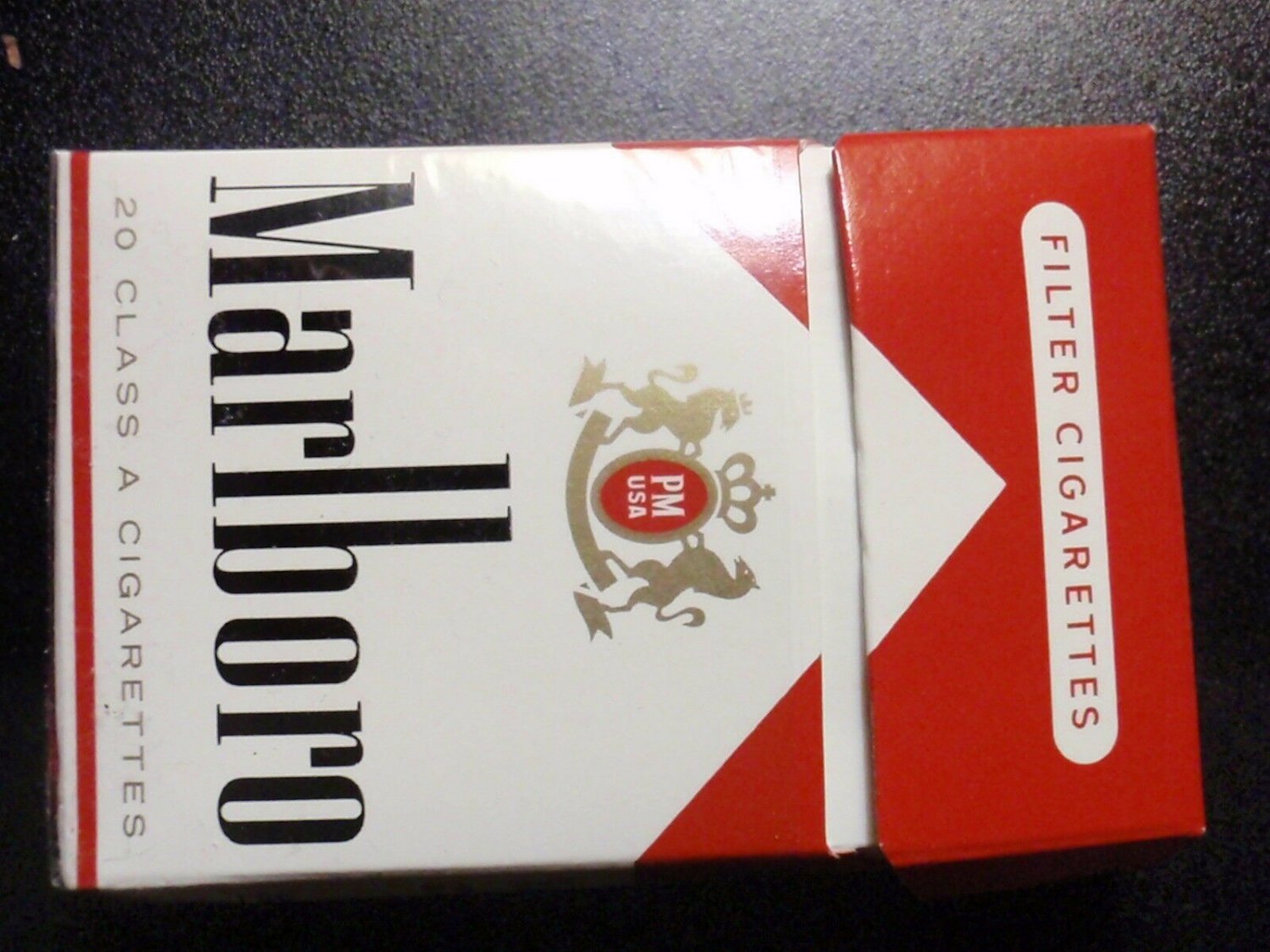 EMPTY Cigarette Box Collectible USA MARLBORO DC tax label