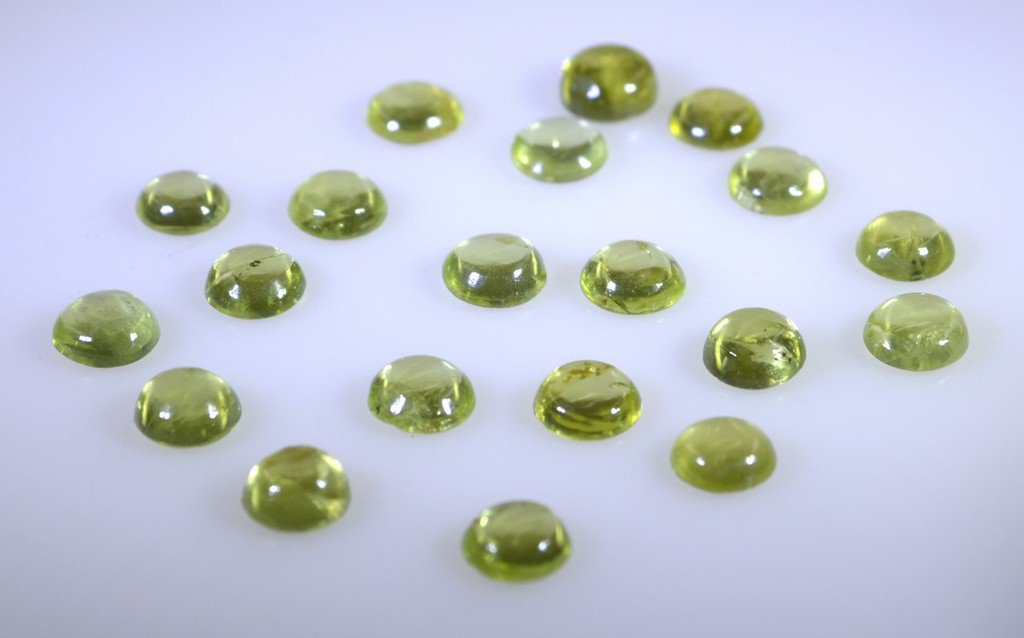 peridote loose Stone 1 Pieces 5 x 5 mm Round Green cabochon Gemstone